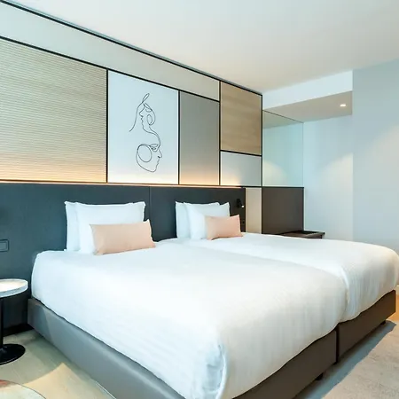 By Marriott Hotel 4*